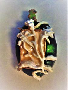green relief Indian pendant - indianArtOnCanvas