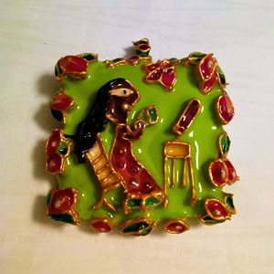 Chai break - painted Indian pendant - indianArtOnCanvas