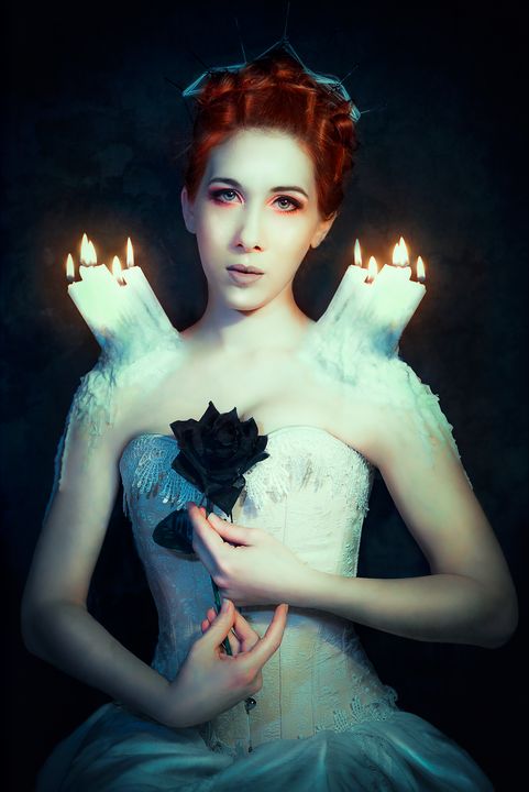 Candle Ghost - Valentina Malavenda