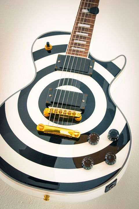 A famous electric guitar - Willcobain