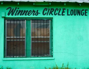 WINNERS CIRCLE LOUNGE