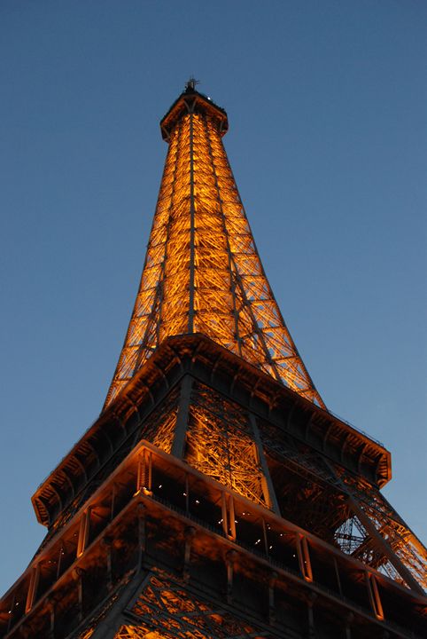 Eiffel Tower, Paris - Hellz