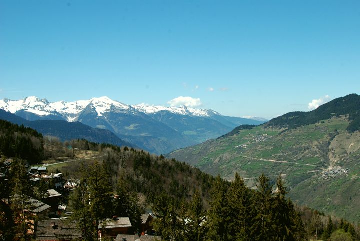 Snowy Mountains - Hellz