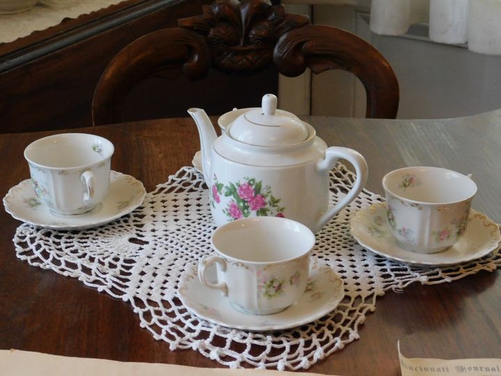 Tea Set - Kelly A Sullivan Photography