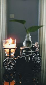 Candle on wheels