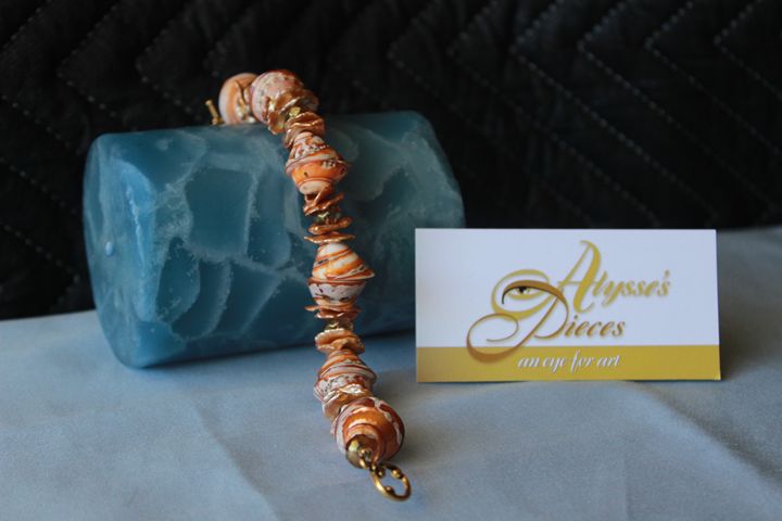 Keishi Pearl Shell Bracelet - Alysse's Pieces