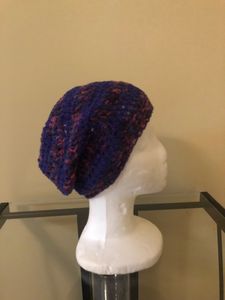Beanie hat - Lucie's Knotty Knitting