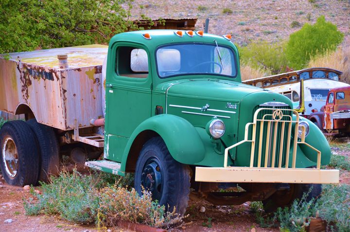 Vintage Mack Truck - Richard W. Jenkins Gallery