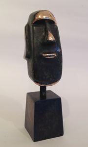 Moai sculpture - Bronze art