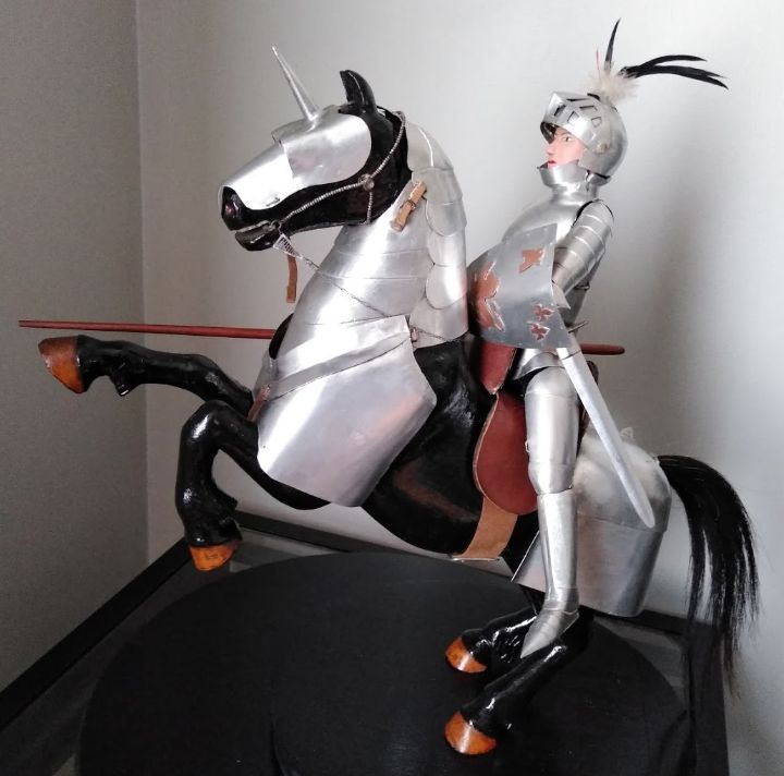 The Knight in Shining Armor - Fran's Art World an International ISO9001 Company