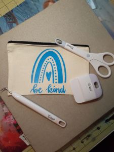 Zippered Be kind Pouch