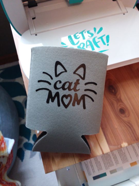 Cat Mom Drink Can Coozie - Crazyheiferartwork