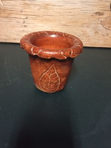 Leaf cup - Yung pottery