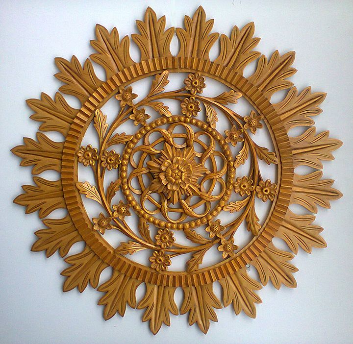 Wood carved rosette - unique. - UNIKAT