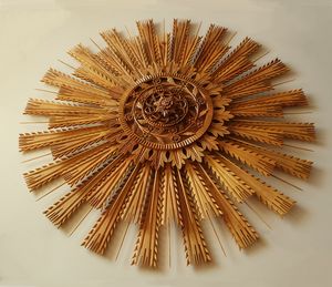Wood carving, rosette "sun", walnut - UNIKAT