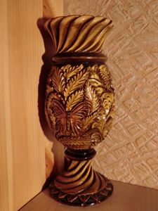 Vase Butterflies  Art Woodcarving - Gennady Makulov. The art of carving