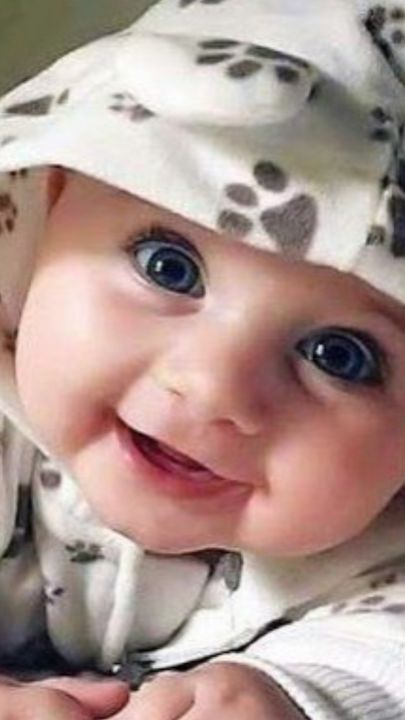 Cute baby pictures - Abstract
