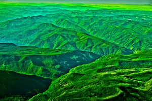 Green mountain range in Oregon.