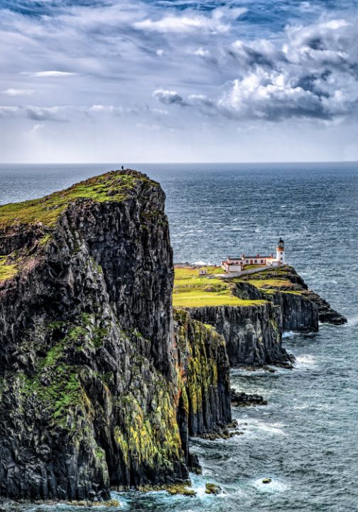 Neist Point Lighthouse Isle of Skye - Screaming Pixels - Photography ...