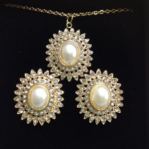 Regale pearls set - Susan craker
