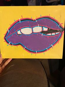 Glitched lips