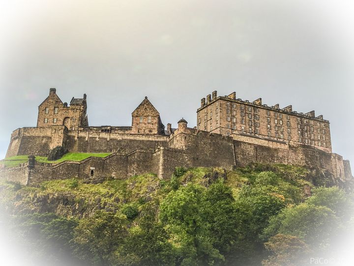 Edinburgh Castle - Periscope